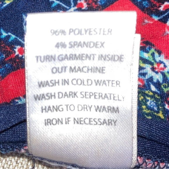 Women’s Heart & Arrow Summer Romper Size S (7/8) Chevron Pattern Flowered - Picture 9 of 9